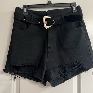 High waisted black shorts with belt